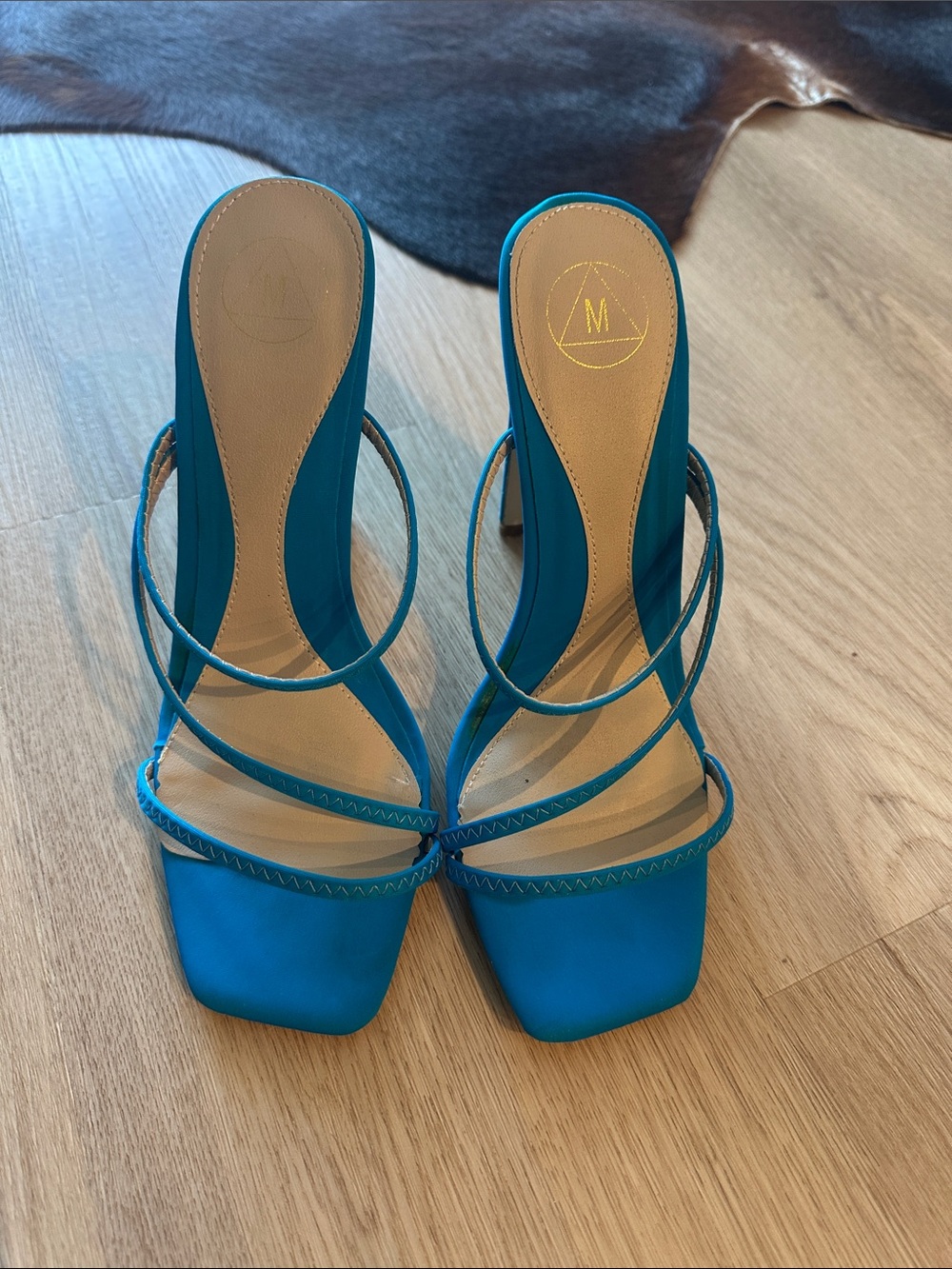 Missguided Women’s Teal Strappy Square-Toe Heels